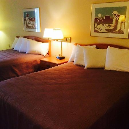 Forty Club Inn Deerwood Extérieur photo