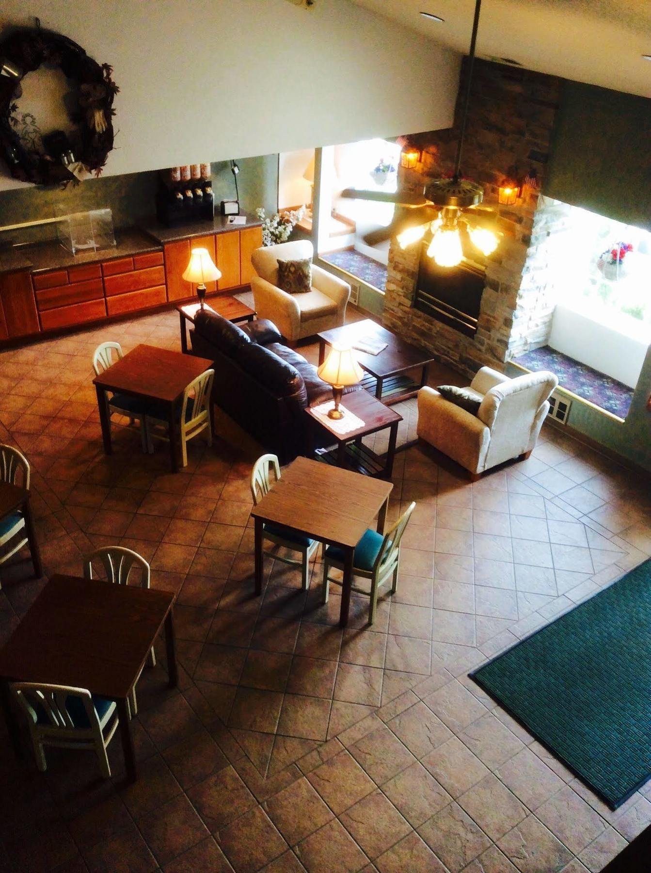 Forty Club Inn Deerwood Extérieur photo